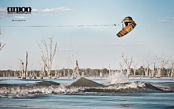 Wakeboard 2400Ã1504 HD wallpaper